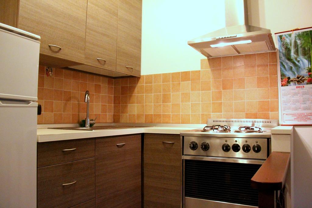 Appartement La Mansarda Di Legno à Turin Chambre photo